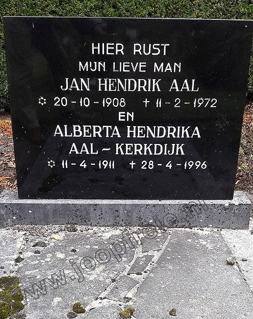 Klik voor foto in apart venster 15_graf_aal-kerkdijk.jpg