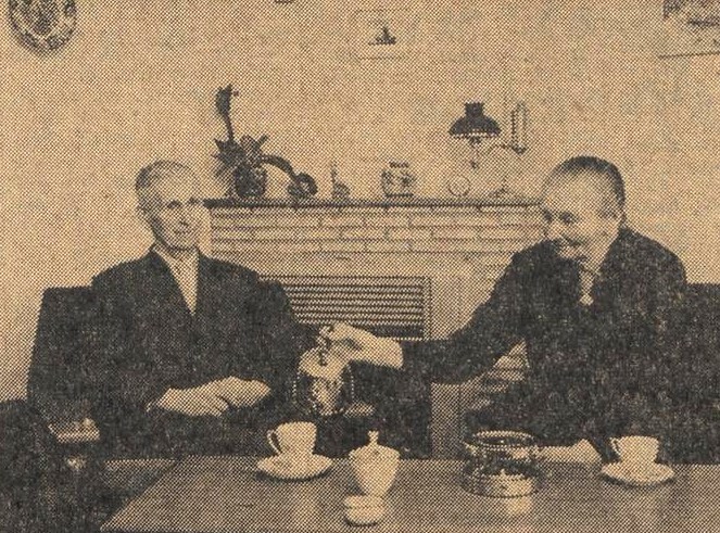 Klik voor foto in apart venster 169_avest-hosmar_60_jarig_huwelijk_1962_tubantia.jpg