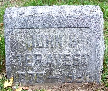 Klik voor foto in apart venster 322_graf_john_h._ter_avest.jpg