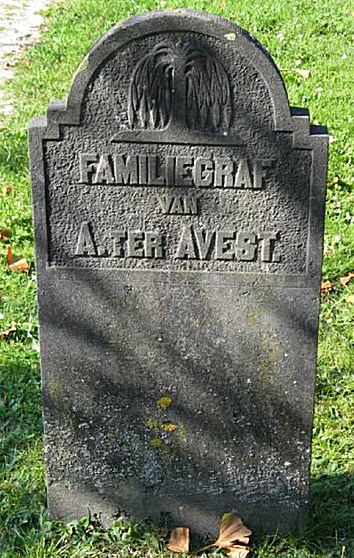 Klik voor foto in apart venster 610_graf_avest-bossink.jpg
