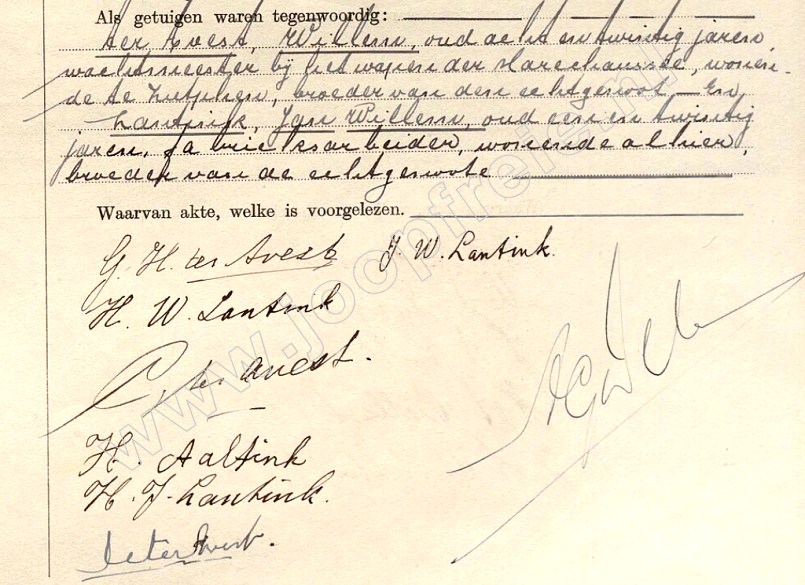 Klik voor foto in apart venster 621_huwelijk_avest-lantink_1941-2.jpg
