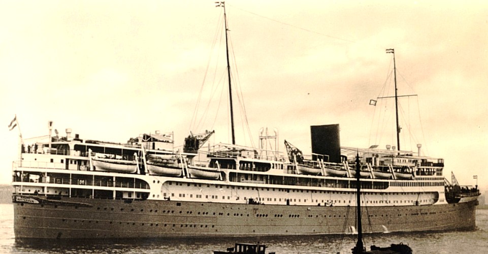 Klik voor foto in apart venster 730_schip_dempo.jpg