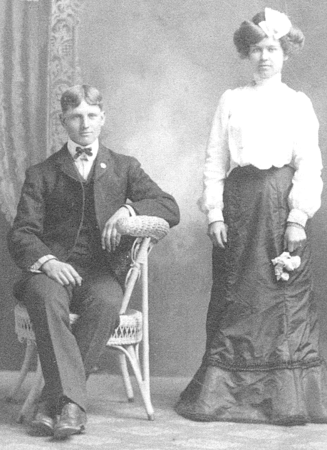 Klik voor foto in apart venster 6598_fredafreie-johnbraund_ca.1903.jpg
