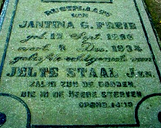 Klik voor foto in apart venster 188_graf_staal-freie-1.jpg