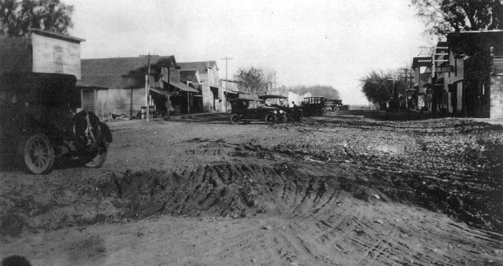 Klik voor foto in apart venster 263_hoofdstraat_van_martell__nebraska_begin_1900.jpg