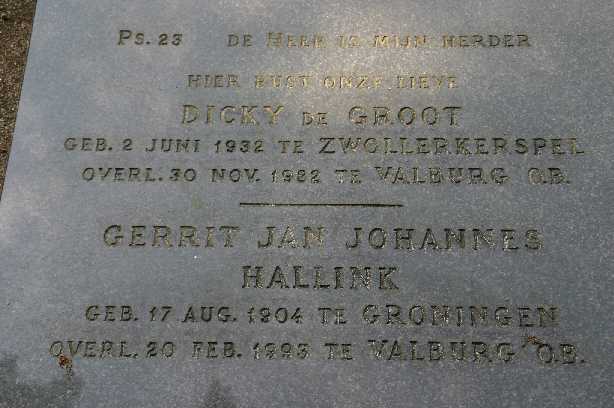 Klik voor foto in apart venster 112_graf_hallink-degroot-1.jpg