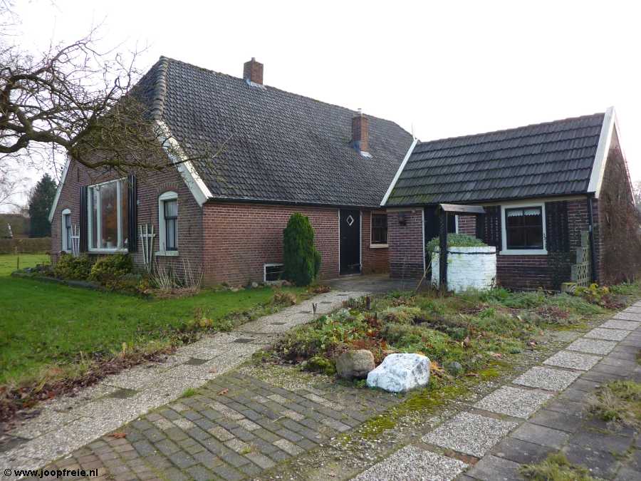 Klik voor foto in apart venster koeveen6.jpg