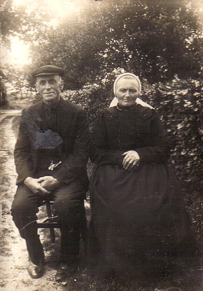 Klik voor foto in apart venster 1155_holterbroek-boode.jpg