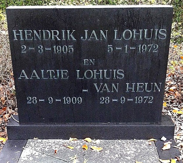 Klik voor foto in apart venster 100_graf_lohuis-van_heun.jpg