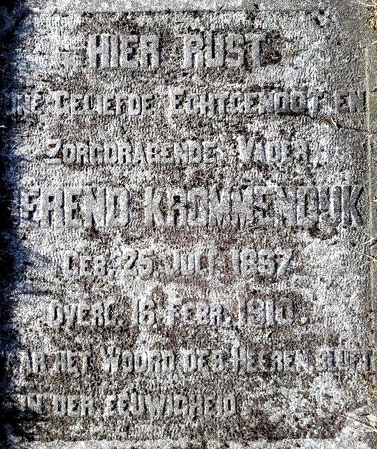 Klik voor foto in apart venster 261_graf_berend_krommendijk.jpg