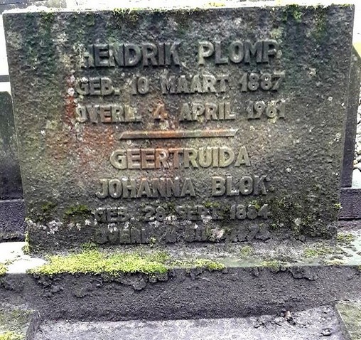 Klik voor foto in apart venster 135_graf_plomp-blok.jpg
