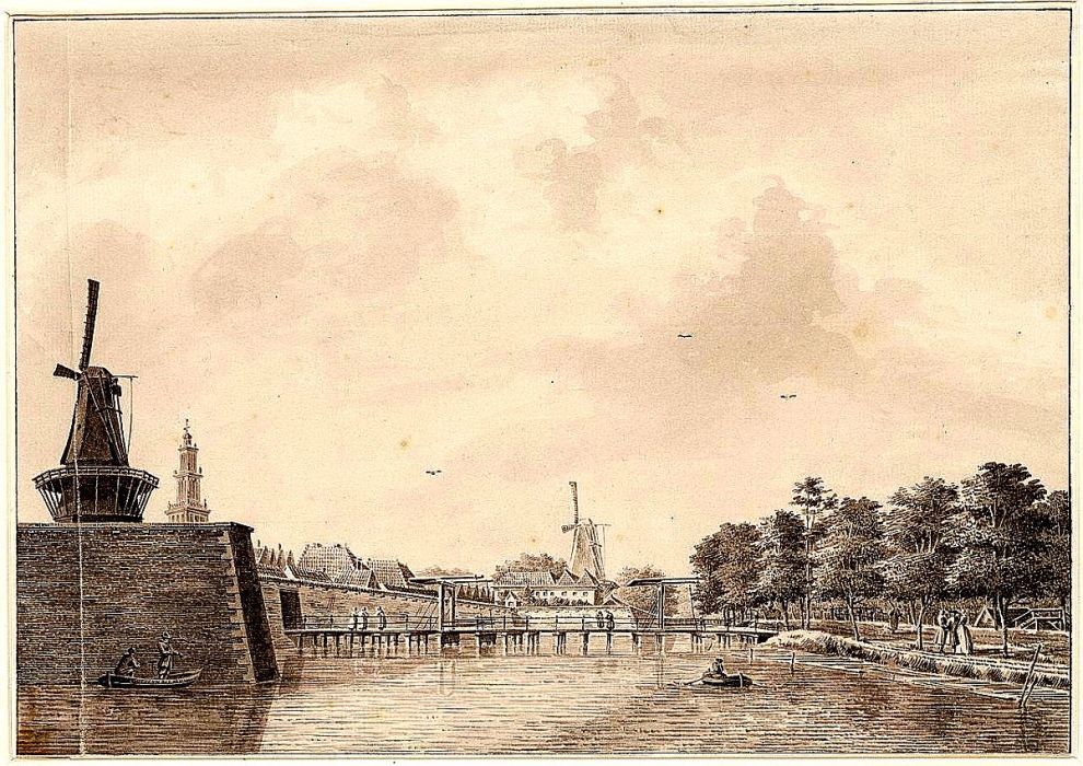 Klik voor foto in apart venster zaagpoort.jpg