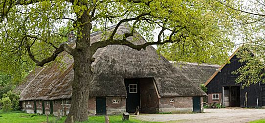 Klik voor foto in apart venster 26_erve_hengeler.jpg
