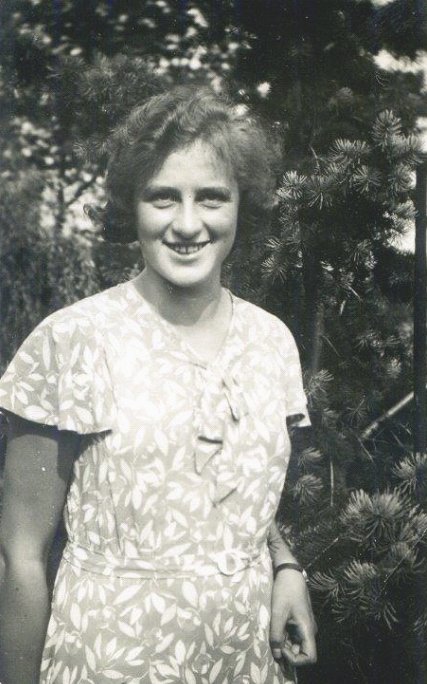 Klik voor foto in apart venster 29_johannaponsteen.jpg