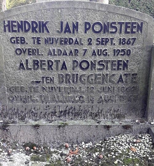 Klik voor foto in apart venster 5_graf_ponsteen-bruggencate.jpg