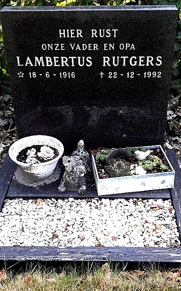 Klik voor foto in apart venster 29_graf_lambertus_rutgers.jpg