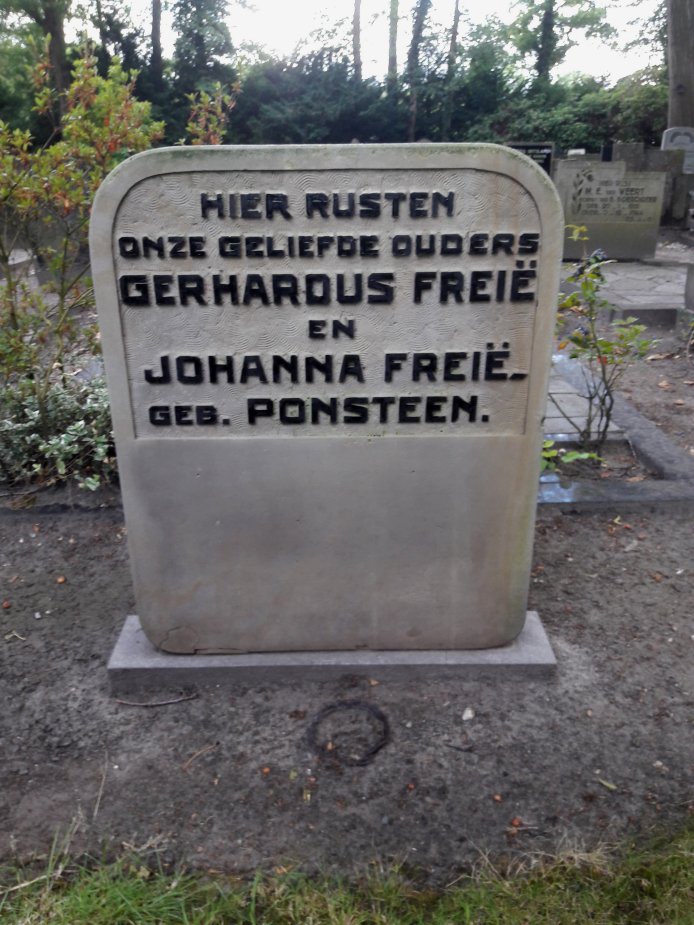 graf Freie-Ponsteen graf Freie-Ponsteen